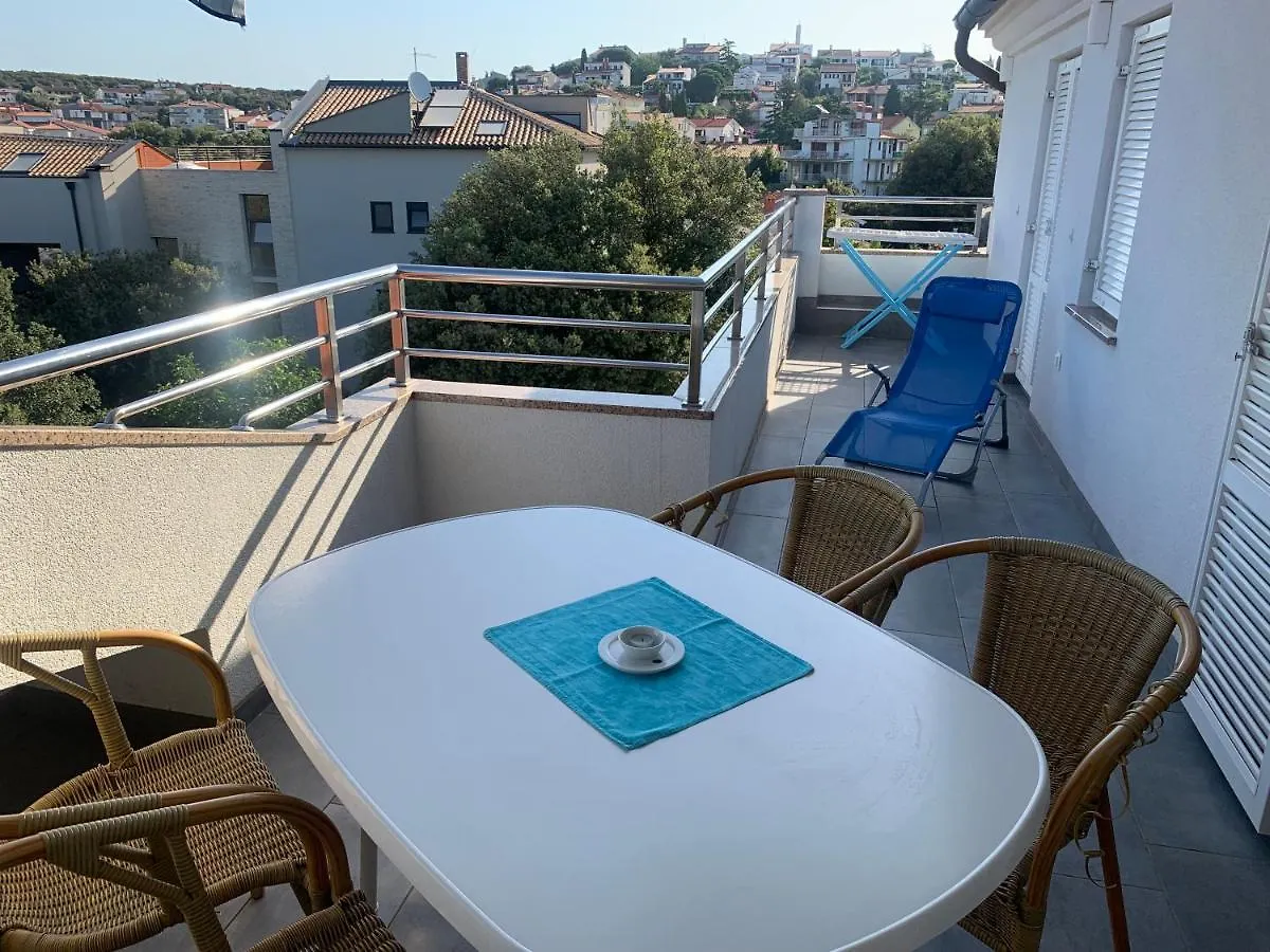 Apartment Apartmani Auer Pjescana Uvala
