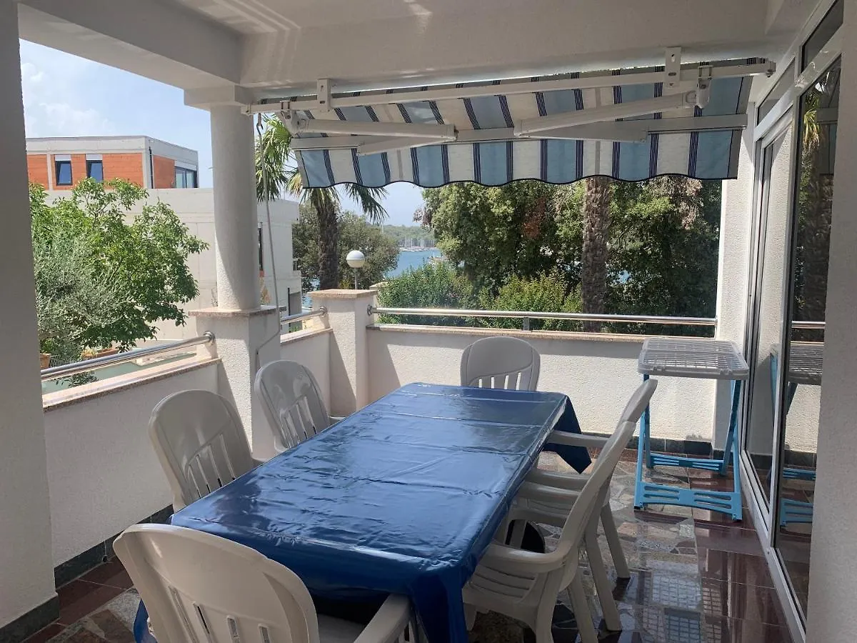 Apartment Apartmani Auer Pjescana Uvala Kroatien