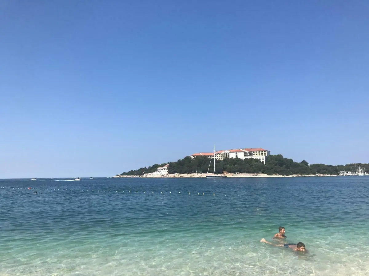 Apartmani Auer Pjescana Uvala 0*,